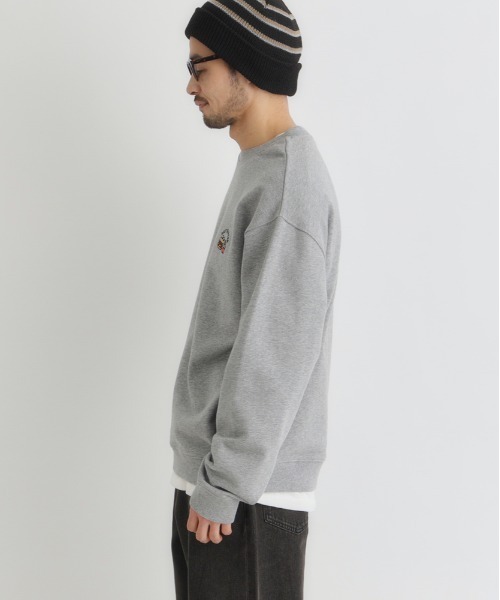 Right-on（ライトオン）の「【Refurbish】ワンポイントロゴ刺繍クルーネックプルオーバー (シンプル / 着回し抜群 / オールシーズン)（スウェット・メンズ・ネイビー/グレー/ブラック・M/L/S/XL）」の14枚目の写真