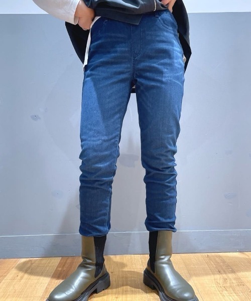 Right-on（ライトオン）の「【HONEYSUCKLE ROSE】nobeeレギンススキニー (脚長効果 / スリムシルエット / ストレッチ性 / オンスタイル対応)（その他パンツ・レディース・ダークインディゴブルー・XS/S/M/L/XL）」の14枚目の写真