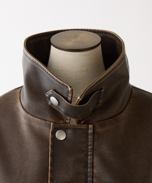 one after another NICE CLAUP(ワンアフターアナザーナイスクラップ)の「オーバーサイズフェイクレザージャケット(ブルゾン・レディース・アイボリー/ブラウン/ピンク・FREE)」の12枚目の写真