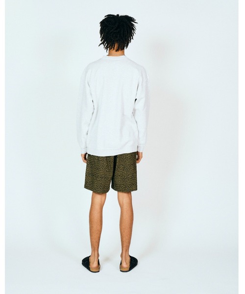 THRIFTY LOOK(スリフティールック)の「THRIFTY LOOK スリフティルック/ "WHITE RABBIT"CREW アリスインワンダーランド(スウェット・メンズ・グリーン/アッシュグレー/ブラック・LARGE/X-LARGE/MEDIUM)」の5枚目の写真