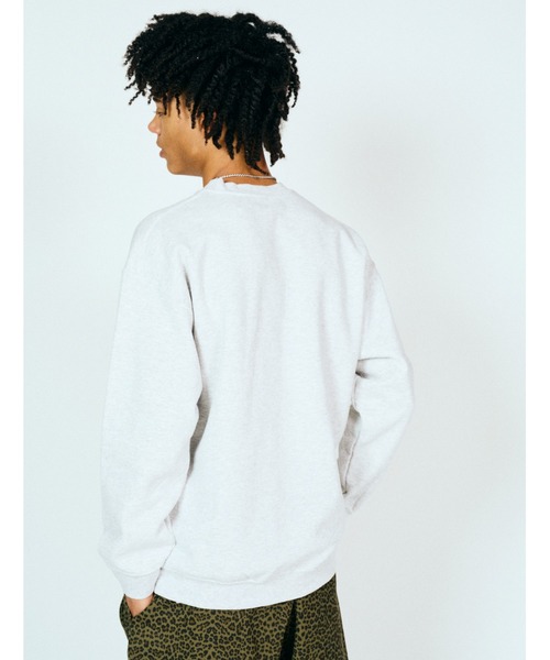 THRIFTY LOOK(スリフティールック)の「THRIFTY LOOK スリフティルック/ "WHITE RABBIT"CREW アリスインワンダーランド(スウェット・メンズ・グリーン/アッシュグレー/ブラック・LARGE/X-LARGE/MEDIUM)」の8枚目の写真