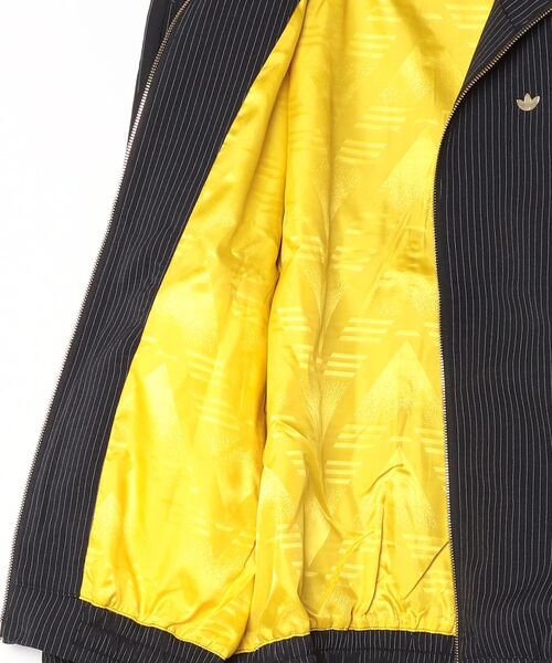 adidas（アディダス）の「ファイヤーバード ルーズ ピンストライプ トラックトップ / ジャージ / トラックジャケット / アディダスオリジナルス adidas Originals（ジャージ・メンズ・ブラック・X-LARGE/MEDIUM/LARGE/3XL/XX-LARGE/X-SMALL/SMALL）」の17枚目の写真