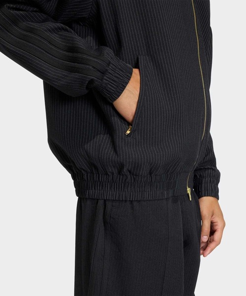 adidas（アディダス）の「ファイヤーバード ルーズ ピンストライプ トラックトップ / ジャージ / トラックジャケット / アディダスオリジナルス adidas Originals（ジャージ・メンズ・ブラック・X-LARGE/MEDIUM/LARGE/3XL/XX-LARGE/X-SMALL/SMALL）」の14枚目の写真