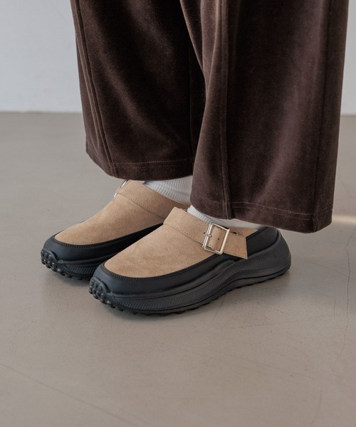 BAYFLOW（ベイフロー）の「[撥水・抗菌消臭]2WAYベルトサボ（その他シューズ・レディース・ベージュ/ブラック・MEDIUM/LARGE）」の7枚目の写真