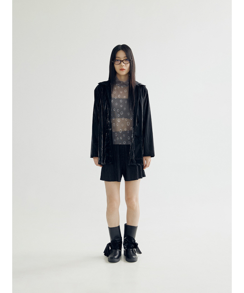 BOMNAL BOUTIQUE(ボムナルブティック)の「グロッシージャケット _ ブラック(ナイロンジャケット・レディース・その他・FREE)」の1枚目の写真