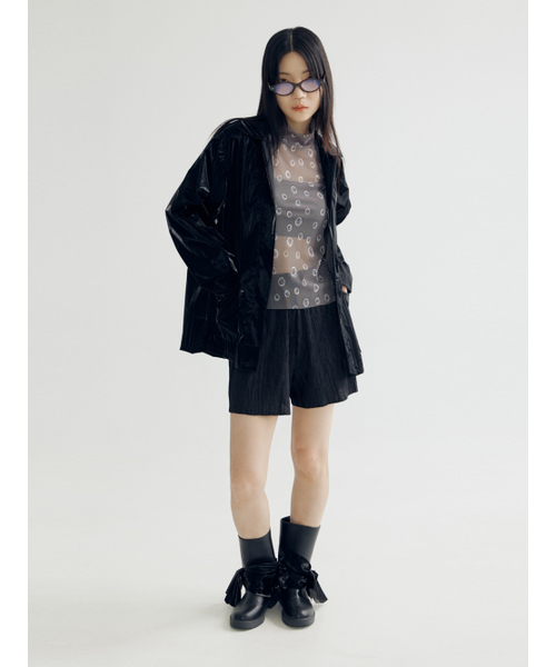 BOMNAL BOUTIQUE(ボムナルブティック)の「グロッシージャケット _ ブラック(ナイロンジャケット・レディース・その他・FREE)」の3枚目の写真