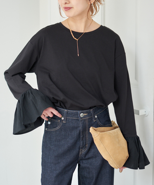 Spick & Span(スピックアンドスパン)の「フリルスリーブクルーネックTEE(Tシャツ/カットソー・レディース・ブラック/ホワイト・FREE)」の5枚目の写真