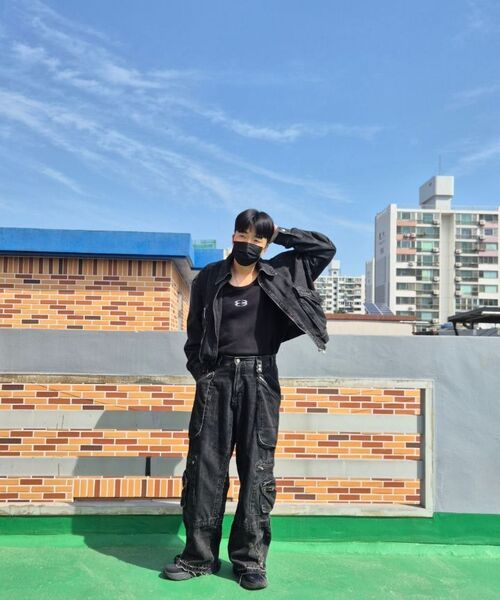 PHERMENON（フェルメノン）の「スタンダードロゴ切替ノースリーブ - ブラック（Tシャツ/カットソー・メンズ・その他・2/1）」の4枚目の写真