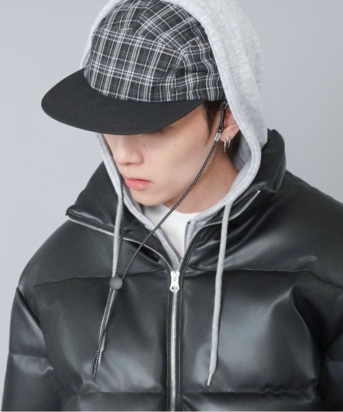 SPINNS(スピンズ)の「2WAYナイロンキャップ/チェック/ユニセックス(キャップ・メンズ・ブラック・ONESIZE)」の2枚目の写真