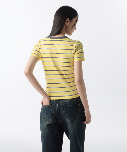 MUSINSA STANDARD WOMAN（ムシンサスタンダードウーマン）の「ウィメンズリブドマルチストライプスリムTシャツ[イエロー]（Tシャツ/カットソー・レディース・その他・LARGE/MEDIUM/SMALL/X-SMALL）」の5枚目の写真