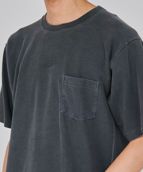Champion(チャンピオン)の「【Champion/チャンピオン】メンズ リバースウィーブ(R) ショートスリーブポケットTシャツ(Tシャツ/カットソー・メンズ・オリーブ/ブルー系1/チャコール・X-LARGE/LARGE/MEDIUM)」の4枚目の写真