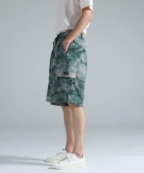 Y-3（ワイスリー）の「Y-3 AOP NYLON SHORTS（カーゴパンツ・メンズ・マルチ・MEDIUM/SMALL/X-SMALL/X-LARGE/LARGE）」の3枚目の写真