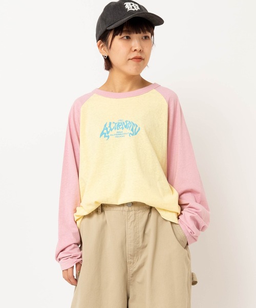 RNA(アールエヌエー)の「M2638 FLAME GHOSTラグランロンT(Tシャツ/カットソー・レディース・ホワイト×ブラック/イエロー/オレンジ・MEDIUM)」の8枚目の写真