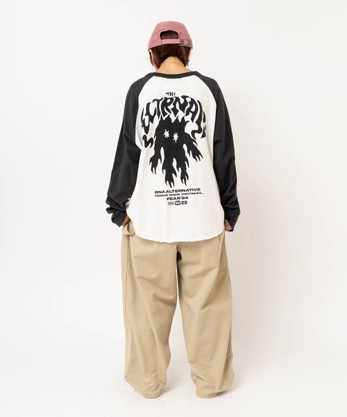 RNA(アールエヌエー)の「M2638 FLAME GHOSTラグランロンT(Tシャツ/カットソー・レディース・ホワイト×ブラック/イエロー/オレンジ・MEDIUM)」の20枚目の写真