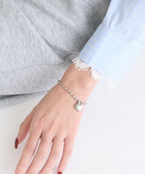 mystic（ミスティック）の「【Lara】ステンレスハートブレス（ブレスレット・レディース・シルバー・ONE SIZE）」の3枚目の写真