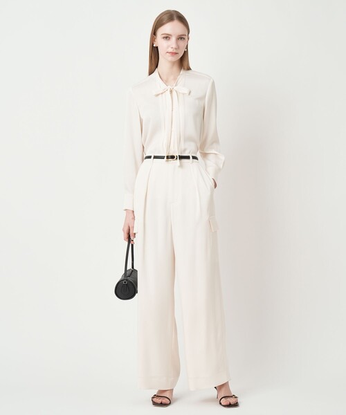 ANAYI(アナイ)の「【セットアップ対応商品】ストレッチダブルサテンボウタック ブラウス(シャツ/ブラウス・レディース・サックスブルー/ホワイト/ネイビー・38/36)」の8枚目の写真