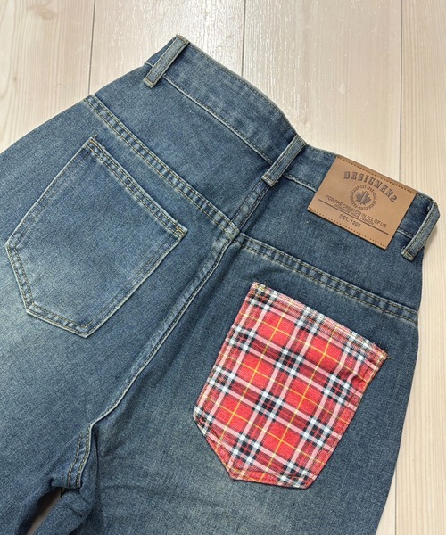 NANEA(ナネア)の「チェックポケット デニムハーフパンツ(デニムパンツ・レディース・ブルー・MEDIUM/LARGE/SMALL)」の2枚目の写真