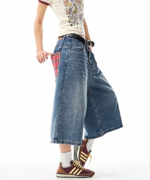 NANEA(ナネア)の「チェックポケット デニムハーフパンツ(デニムパンツ・レディース・ブルー・MEDIUM/LARGE/SMALL)」の8枚目の写真