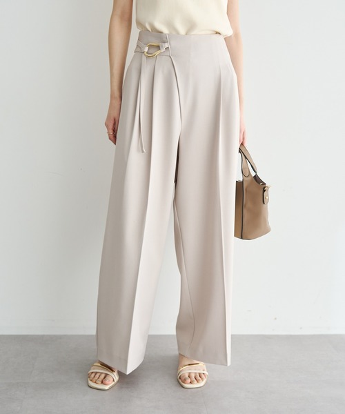 YECCA VECCA（イェッカヴェッカ）の「メタルベルトワイドパンツ（その他パンツ・レディース・ミント/ブラック/ライトベージュ・S/M）」の2枚目の写真