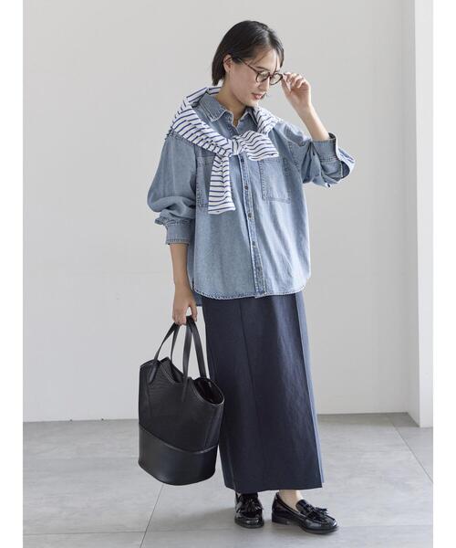 Te chichi(テチチ)の「デニムシャツ(シャツ/ブラウス・レディース・ネイビー/サックスブルー・F)」の3枚目の写真