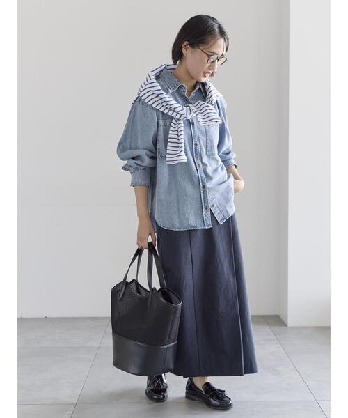 Te chichi(テチチ)の「デニムシャツ(シャツ/ブラウス・レディース・ネイビー/サックスブルー・F)」の4枚目の写真