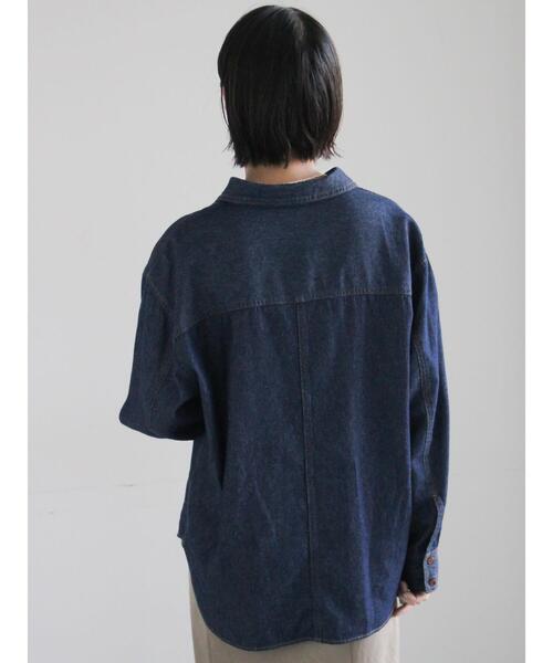 Te chichi(テチチ)の「デニムシャツ(シャツ/ブラウス・レディース・ネイビー/サックスブルー・F)」の14枚目の写真