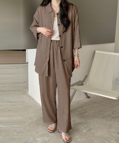 DAY CLOSET(デイ クローゼット)の「【セットアップ/こなれ見えワッシャー加工】7分袖 ストライプ柄 アシメラウンドヘム シャツ+ロングパンツ 上下2点セット レディース(ルームウェア/パジャマ・レディース・グレー/ブルー/ホワイト/ブラウン/ライトブルー・L/M/S)」の11枚目の写真