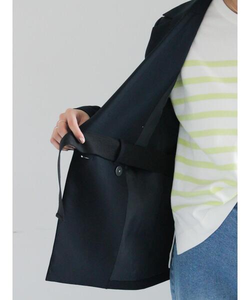 Te chichi（テチチ）の「デタッチベルトテーラードジャケット《2026 spring catalog item》（ノーカラージャケット・レディース・ネイビー・F）」の19枚目の写真