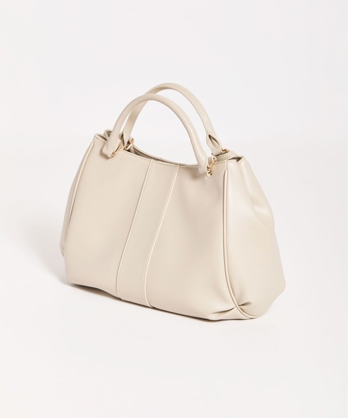 NOELA（ノエラ）の「モチーフ付き２ＷＡＹショルダーバッグ（ショルダーバッグ・レディース・ベージュ/モカ・フリー）」の4枚目の写真