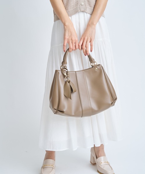 NOELA（ノエラ）の「モチーフ付き２ＷＡＹショルダーバッグ（ショルダーバッグ・レディース・ベージュ/モカ・フリー）」の12枚目の写真