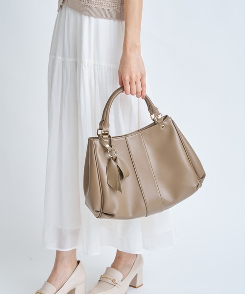 NOELA（ノエラ）の「モチーフ付き２ＷＡＹショルダーバッグ（ショルダーバッグ・レディース・ベージュ/モカ・フリー）」の13枚目の写真