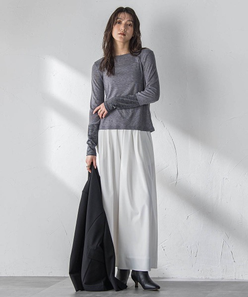 MAYSON GREY（メイソングレイ）の「2WAYラメカフスインナー≪洗濯機で洗える≫（Tシャツ/カットソー・レディース・チャコールグレー/オフホワイト・M）」の8枚目の写真