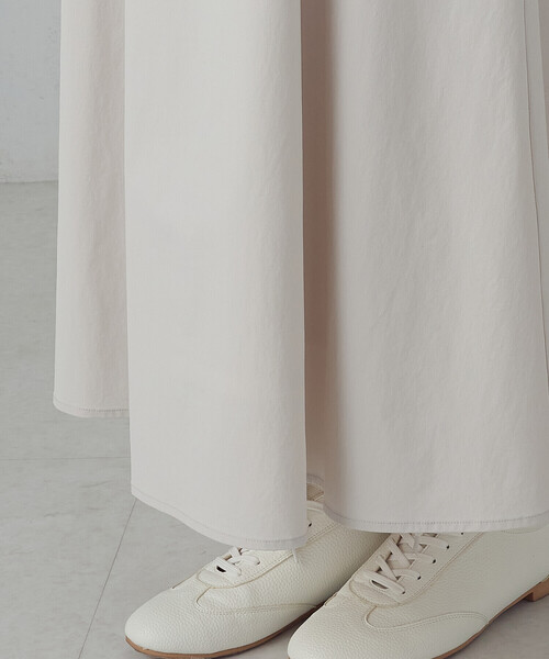 COMME CA ISM（コムサイズム）の「2WAYストレッチナイロンタフタ ギャザースカート（スカート・レディース・チャコール/アイボリー・LARGE/MEDIUM）」の14枚目の写真