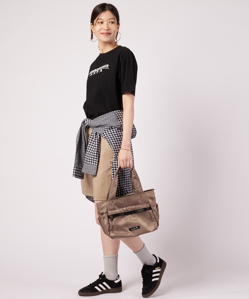 Arnold Palmer(アーノルドパーマー)の「シェア グラフィック Tシャツ(Tシャツ/カットソー・レディース・ホワイト/ベージュ/ブラック・S/XS/LL/L/M)」の6枚目の写真