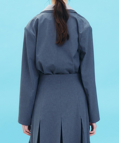 LE CIEL BLEU(ルシェルブルー)の「デタッチャブルカラーシャツジャケット / Detachable-Collar Shirt Jacket(テーラードジャケット・レディース・ブラック/グレー/ネイビー・34/36)」の4枚目の写真