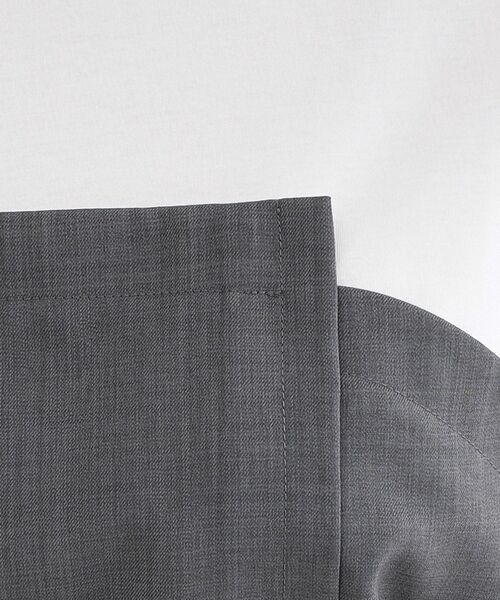 OPAQUE.CLIP（オペークドットクリップ）の「ビスチェドッキングカットソー【洗濯機OK】（Tシャツ/カットソー・レディース・チャコールグレー/ナチュラル/ブラウン系・40/42/38）」の6枚目の写真