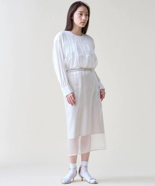 Tiara（ティアラ）の「オーガンジータイトスカート（スカート・レディース・ブラック/ホワイト・2/3）」の11枚目の写真