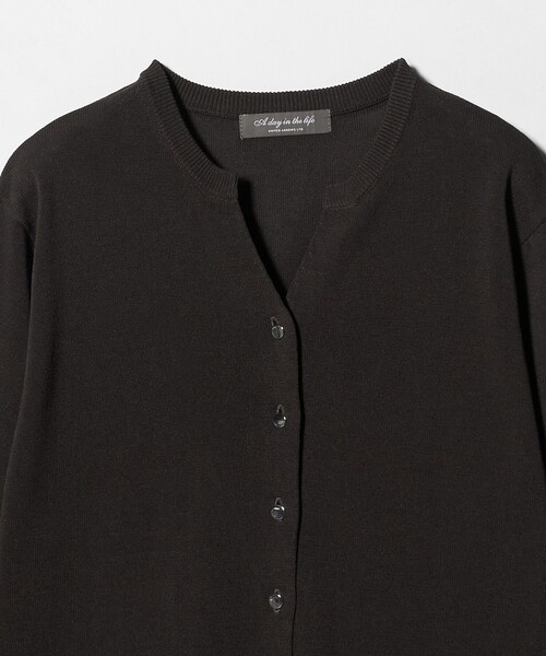 A DAY IN THE LIFE UNITED ARROWS（アデイインザライフユナイテッドアローズ）の「メタルボタン キーネックカーディガン ‐ウォッシャブル‐＜A DAY IN THE LIFE＞（カーディガン/ボレロ・レディース・ライトピンク/ダークグレー/その他1・FREE）」の16枚目の写真