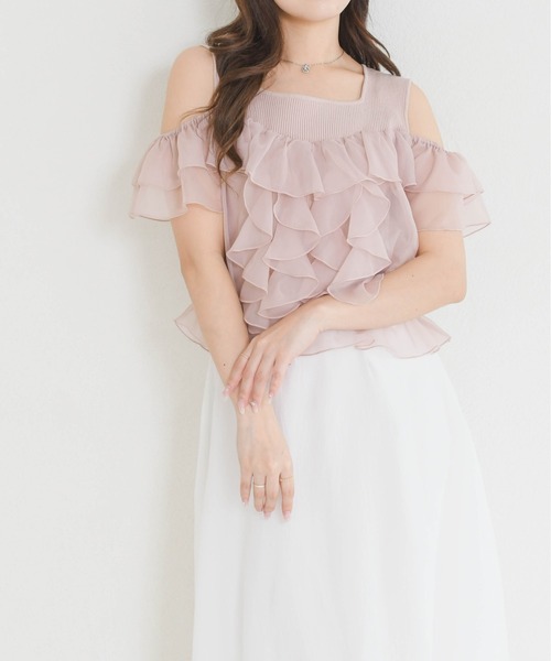 MISCH MASCH(ミッシュマッシュ)の「2026春夏新作 パウダーシフォンラッフルレイヤード肩開きニット(ニット/セーター・レディース・ピンク/ホワイト/イエロー・フリ-)」の19枚目の写真