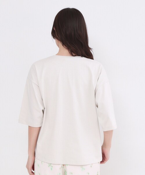OPAQUE.CLIP(オペークドットクリップ)の「リラクシーロゴプリントTシャツ【洗濯機OK】(Tシャツ/カットソー・レディース・ナチュラル/ホワイト・38/40)」の13枚目の写真