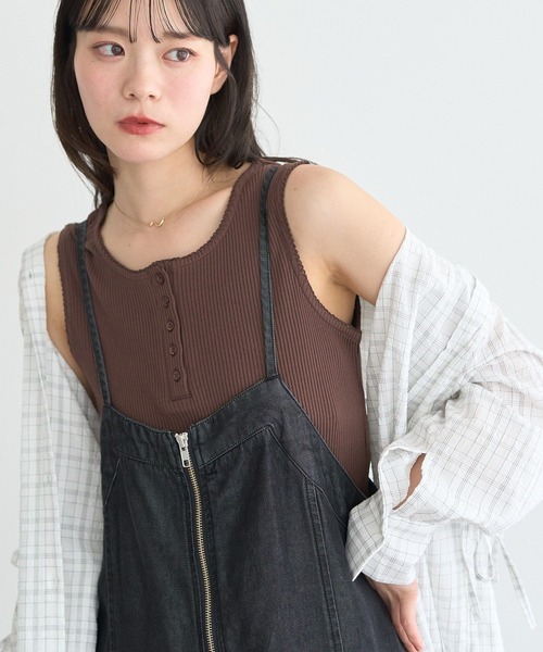 earth music&ecology（アースミュージックアンドエコロジー）の「ピコミシンヘンリーネックタンクトップ（タンクトップ・レディース・ブラック/アイボリー/ブラウン・M/S）」の3枚目の写真