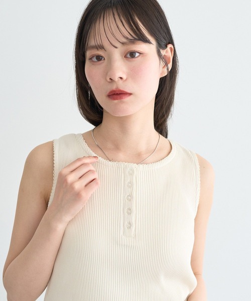 earth music&ecology（アースミュージックアンドエコロジー）の「ピコミシンヘンリーネックタンクトップ（タンクトップ・レディース・ブラック/アイボリー/ブラウン・M/S）」の13枚目の写真