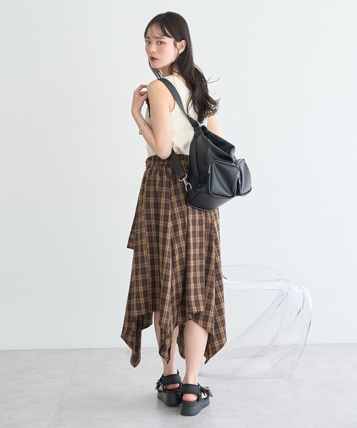 earth music&ecology（アースミュージックアンドエコロジー）の「ピコミシンヘンリーネックタンクトップ（タンクトップ・レディース・ブラック/アイボリー/ブラウン・M/S）」の12枚目の写真