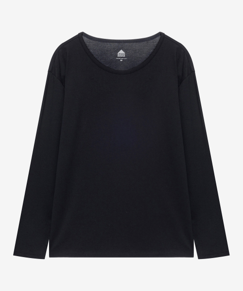 BASIC HOUSE(ベーシックハウス)の「女性 チャラン スパン Uネック オーバーサイズ 長袖Tシャツ ブラック(Tシャツ/カットソー・レディース・ブラック・100/85/90/95)」の4枚目の写真