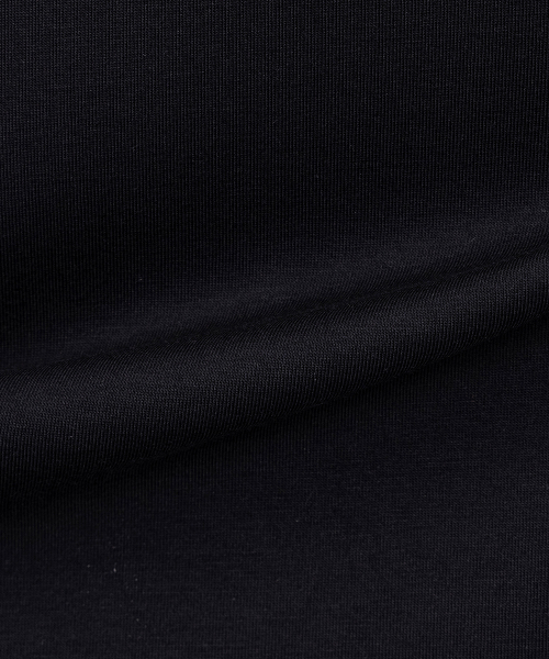 BASIC HOUSE(ベーシックハウス)の「女性 チャラン スパン Uネック オーバーサイズ 長袖Tシャツ ブラック(Tシャツ/カットソー・レディース・ブラック・100/85/90/95)」の10枚目の写真