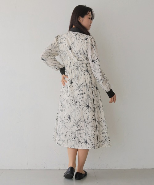 HER CLOSET（ハークローゼット）の「【HER CLOSET】【入卒式】ペンシルフラワープリントワンピース（シャツワンピース・レディース・ブラック/オフホワイト・FREE）」の7枚目の写真