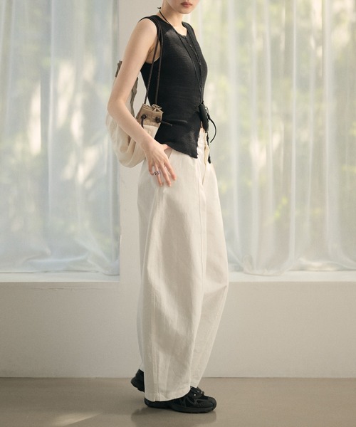 LAULEN(ローレン)の「cotton seam curve pants /コットンシームカーブパンツ(その他パンツ・レディース・ホワイト/ブラック・S/M)」の10枚目の写真