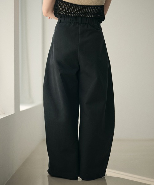 LAULEN(ローレン)の「cotton seam curve pants /コットンシームカーブパンツ(その他パンツ・レディース・ホワイト/ブラック・S/M)」の14枚目の写真
