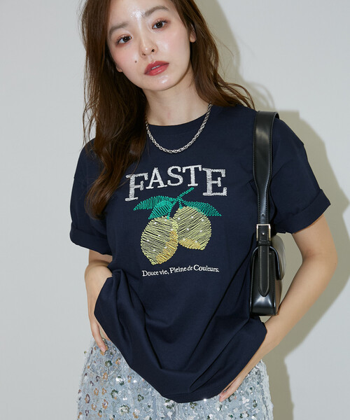 PUBLUX(パブリュクス)の「PUBLUX/パブリュクス レモン 刺繍 Tシャツ 限定展開(Tシャツ/カットソー・レディース・ライトグレー/ピンク/ネイビー/チャコールグレー・フリ-)」の1枚目の写真