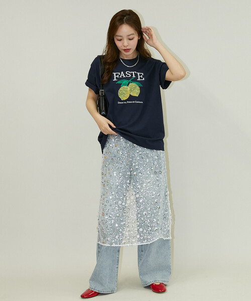 PUBLUX(パブリュクス)の「PUBLUX/パブリュクス レモン 刺繍 Tシャツ 限定展開(Tシャツ/カットソー・レディース・ライトグレー/ピンク/ネイビー/チャコールグレー・フリ-)」の13枚目の写真
